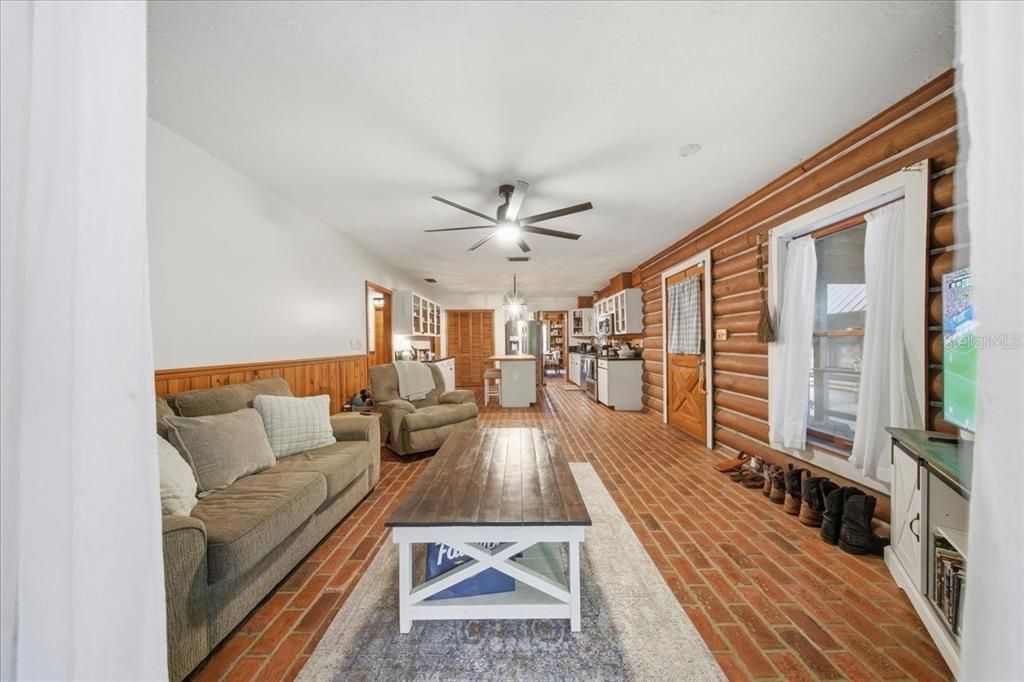 En Venta: $874,900 (6 camas, 3 baños, 2962 Pies cuadrados)