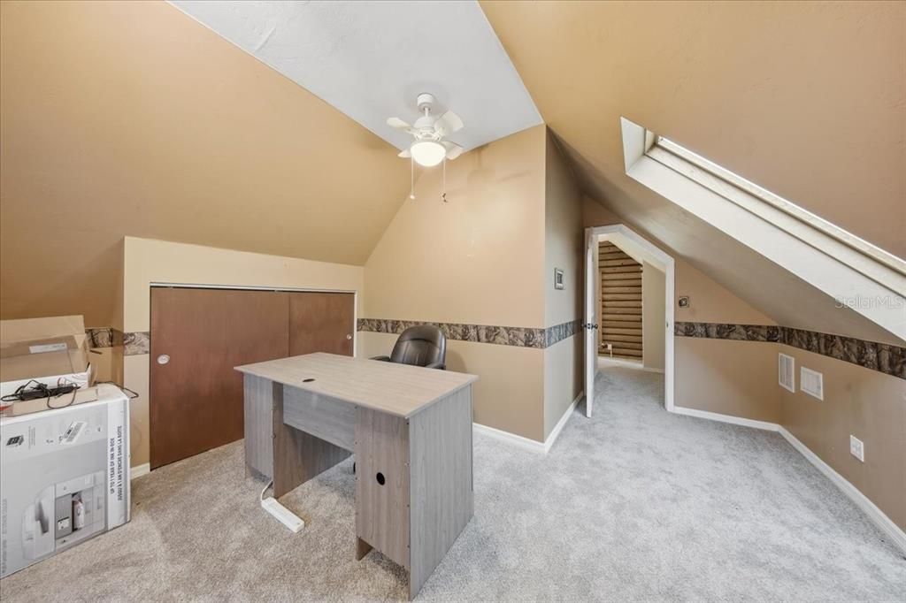 En Venta: $874,900 (6 camas, 3 baños, 2962 Pies cuadrados)