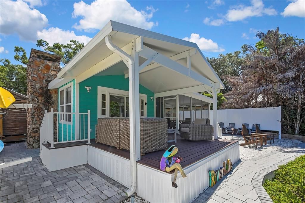 На продажу: $899,000 (2 спален, 1 ванн, 1008 Квадратных фут)
