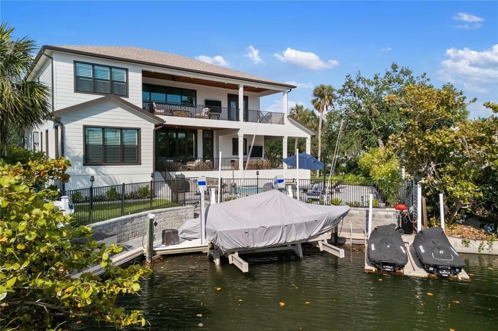 En Venta: $6,990,000 (5 camas, 5 baños, 3875 Pies cuadrados)