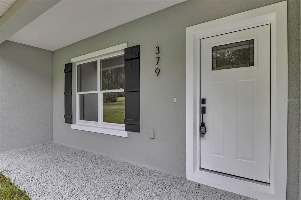 For Sale: $365,000 (3 beds, 2 baths, 1598 Square Feet)