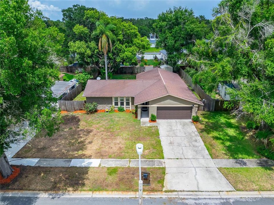 Activo con contrato: $339,999 (3 camas, 2 baños, 1450 Pies cuadrados)