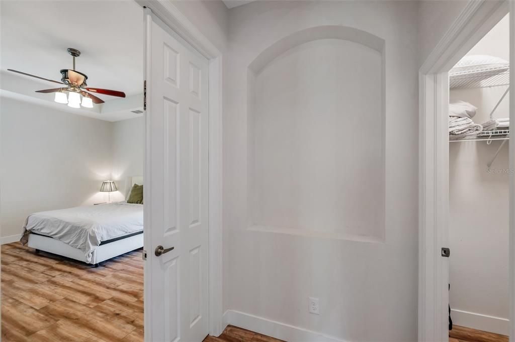 На продажу: $599,900 (4 спален, 3 ванн, 2828 Квадратных фут)