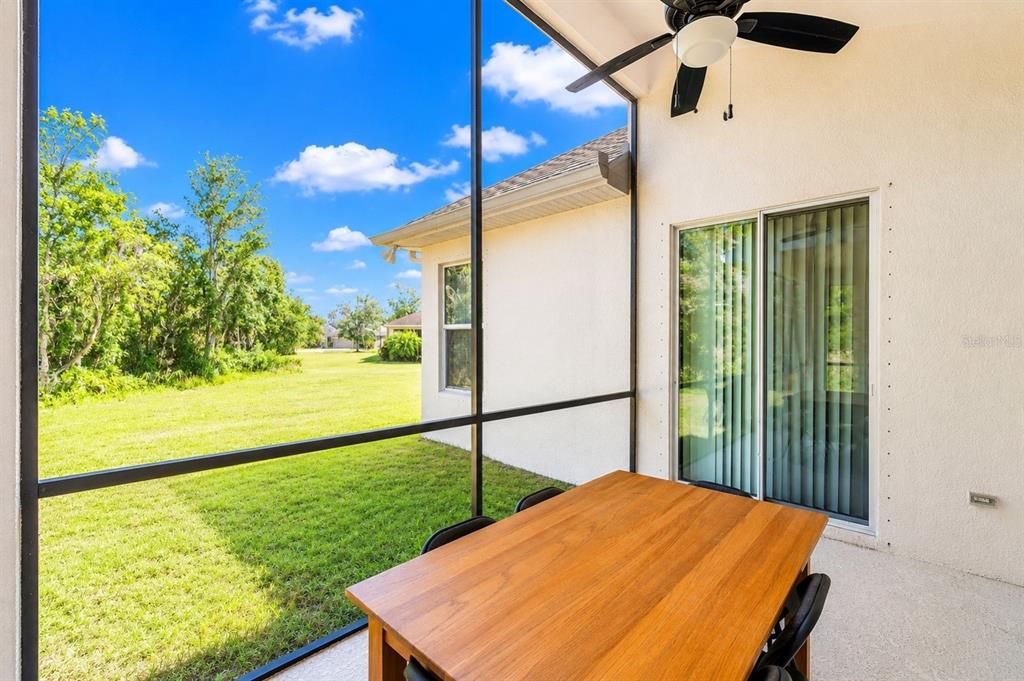 На продажу: $599,900 (4 спален, 3 ванн, 2828 Квадратных фут)