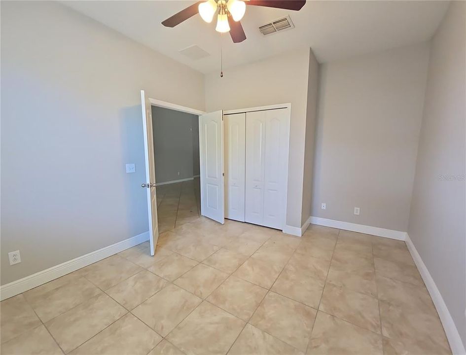 В аренду: $2,450 (4 спален, 2 ванн, 1665 Квадратных фут)