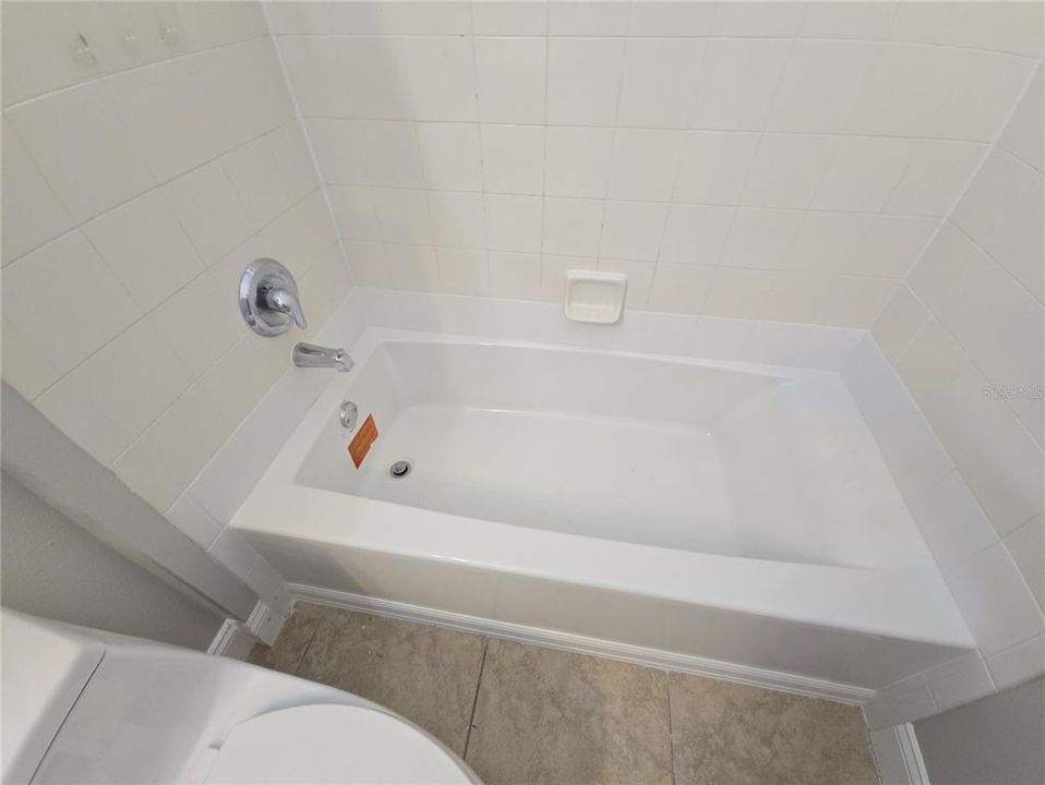 В аренду: $2,450 (4 спален, 2 ванн, 1665 Квадратных фут)