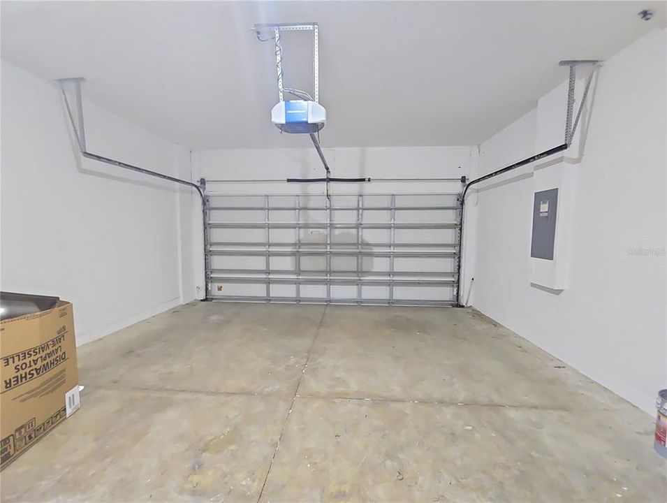 В аренду: $2,450 (4 спален, 2 ванн, 1665 Квадратных фут)