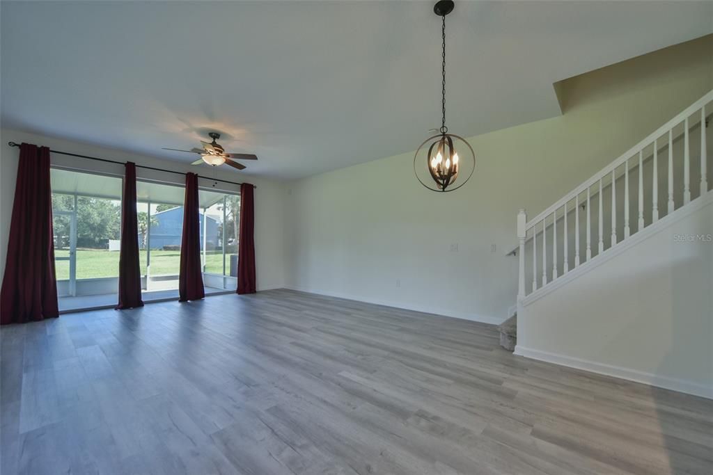 For Sale: $214,000 (3 beds, 2 baths, 1542 Square Feet)