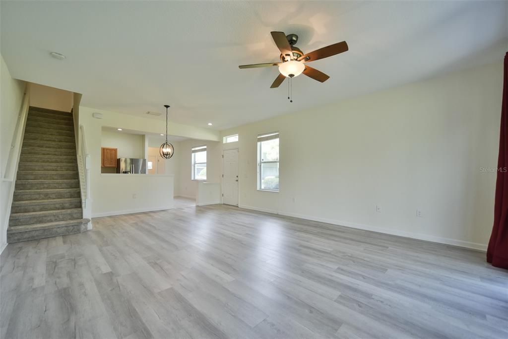 For Sale: $214,000 (3 beds, 2 baths, 1542 Square Feet)