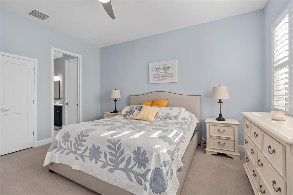 For Sale: $919,000 (3 beds, 3 baths, 2030 Square Feet)