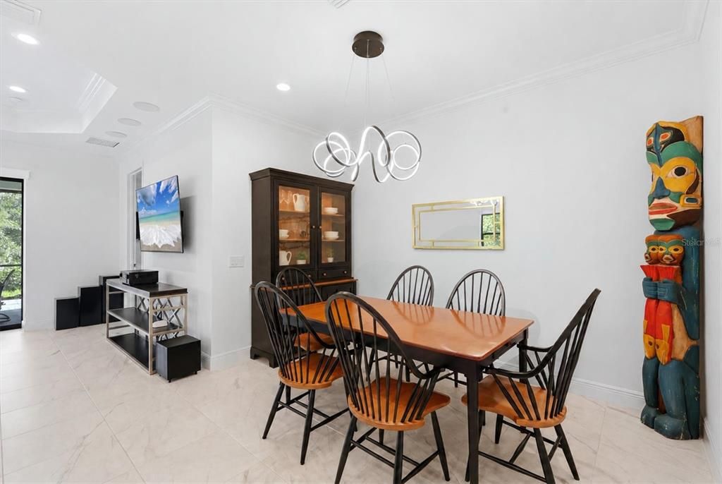 На продажу: $524,900 (3 спален, 2 ванн, 1766 Квадратных фут)