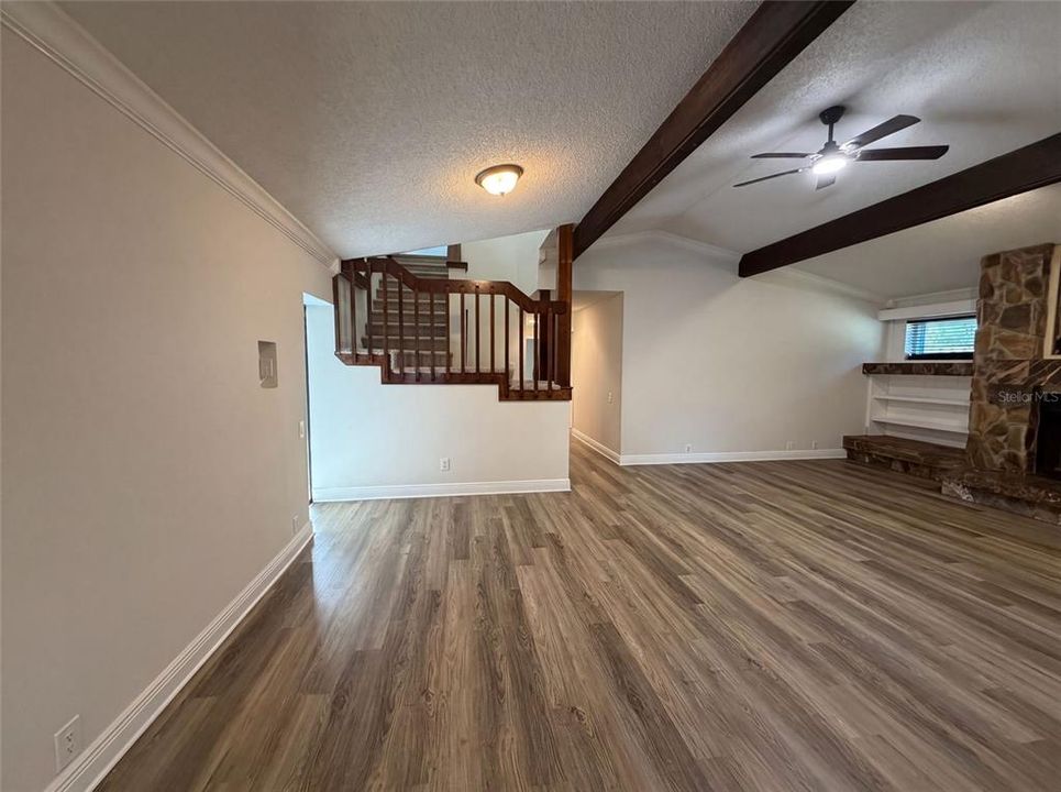 En Venta: $760,000 (5 camas, 3 baños, 3221 Pies cuadrados)
