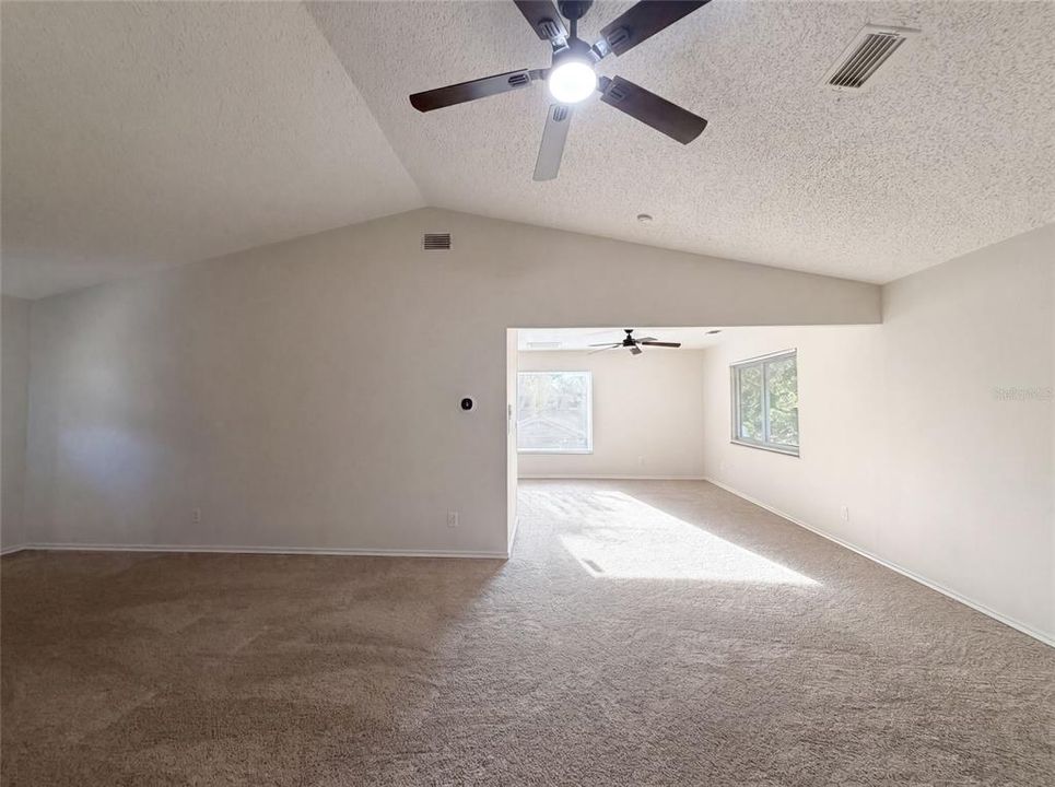 En Venta: $760,000 (5 camas, 3 baños, 3221 Pies cuadrados)