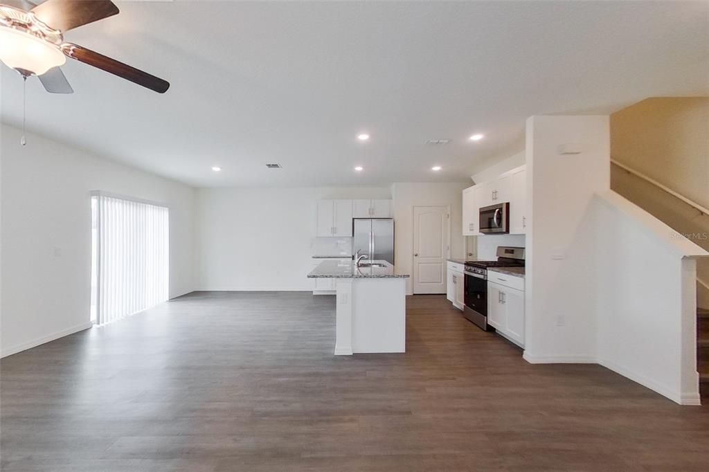 Active With Contract: $2,145 (4 beds, 2 baths, 2007 Square Feet)