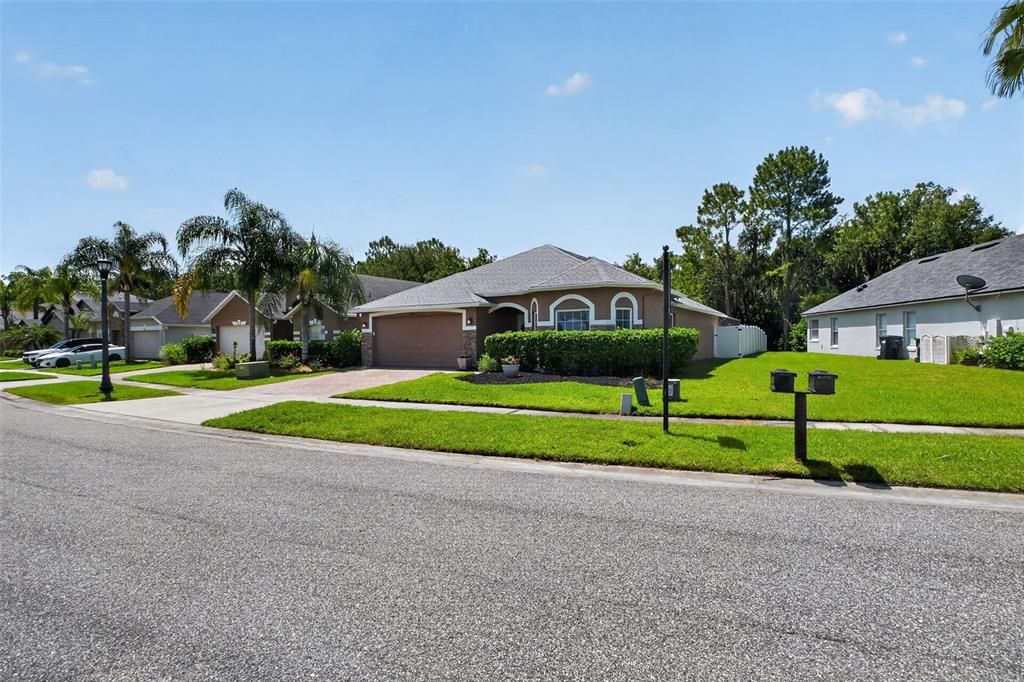 For Sale: $495,000 (3 beds, 2 baths, 1728 Square Feet)