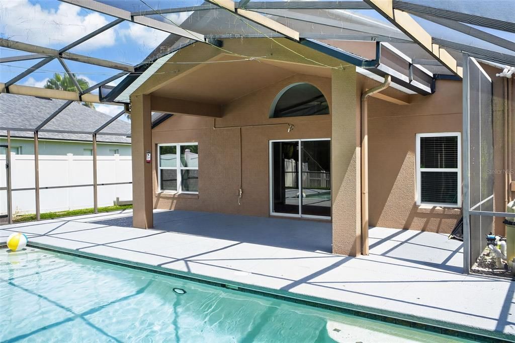 For Sale: $495,000 (3 beds, 2 baths, 1728 Square Feet)