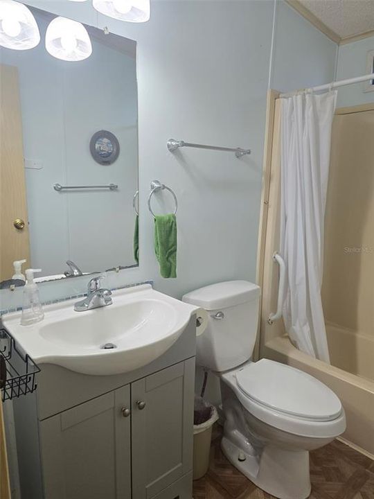 En Venta: $127,000 (2 camas, 2 baños, 864 Pies cuadrados)