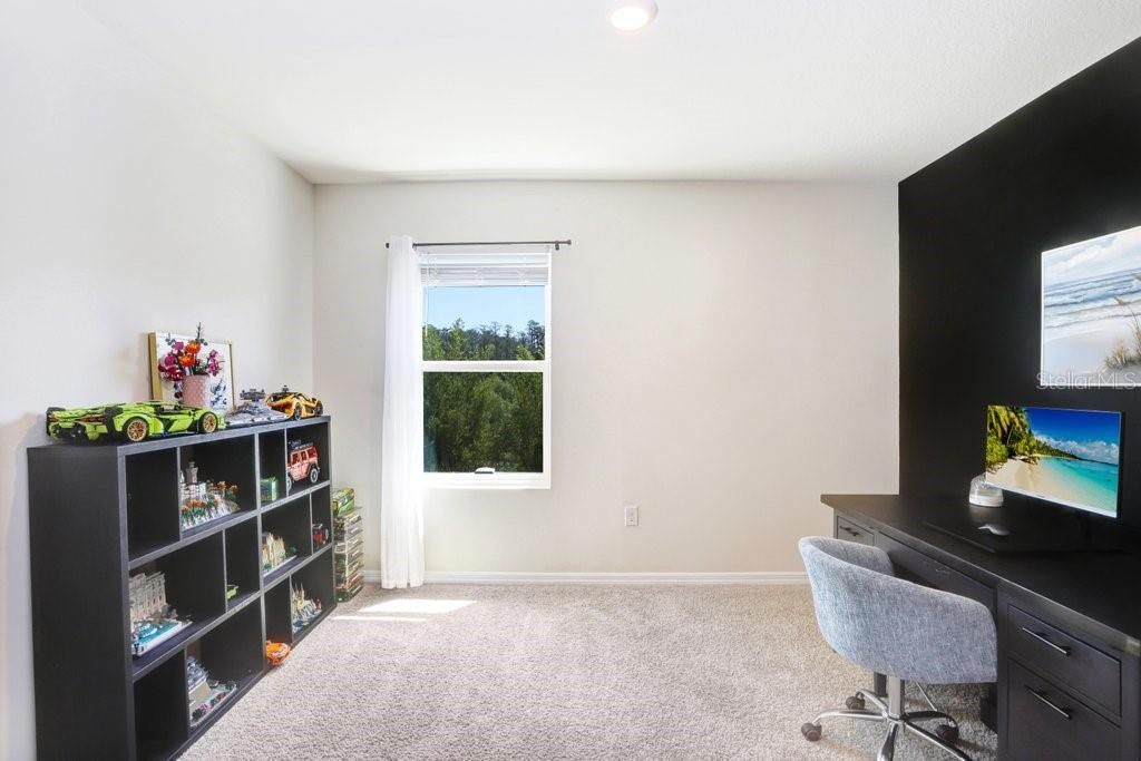 For Rent: $2,950 (4 beds, 2 baths, 2260 Square Feet)