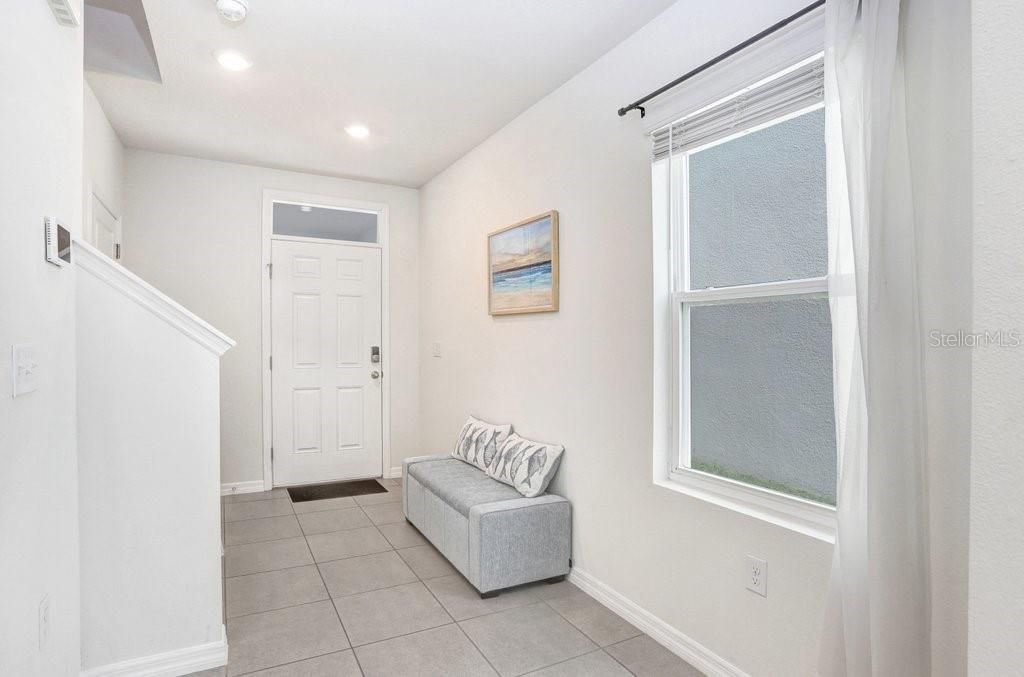 For Rent: $2,950 (4 beds, 2 baths, 2260 Square Feet)