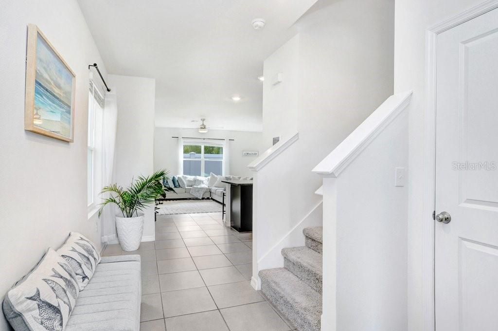 For Rent: $2,950 (4 beds, 2 baths, 2260 Square Feet)