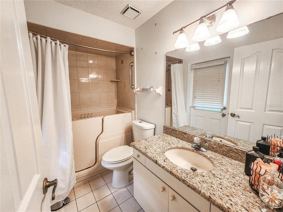 En Venta: $464,900 (3 camas, 2 baños, 1535 Pies cuadrados)
