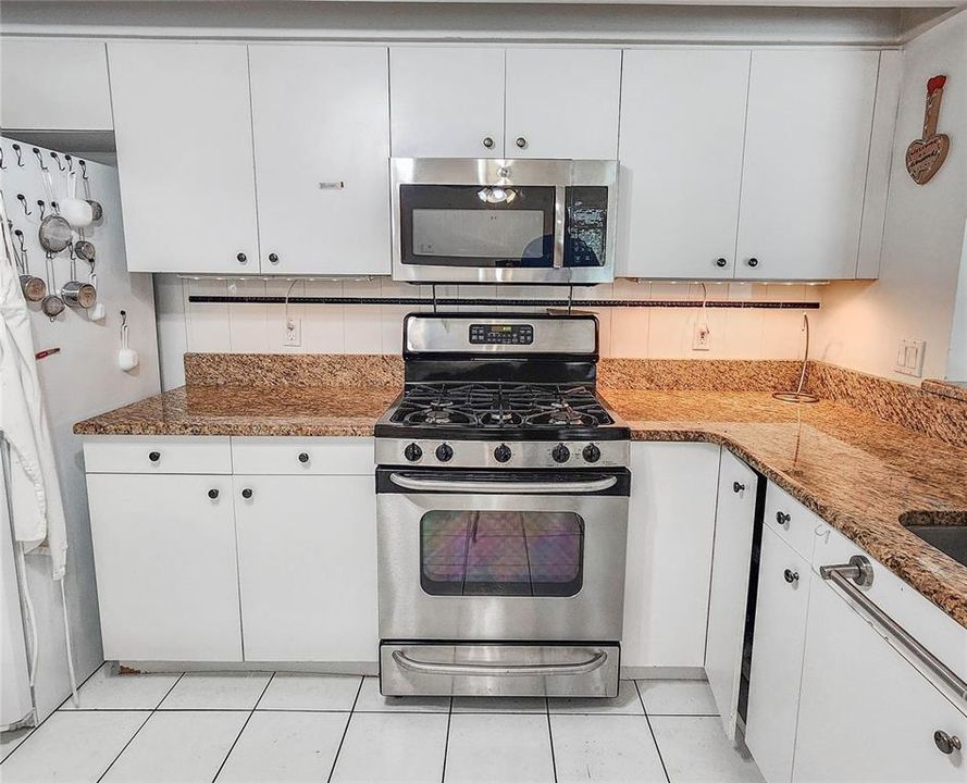 En Venta: $464,900 (3 camas, 2 baños, 1535 Pies cuadrados)