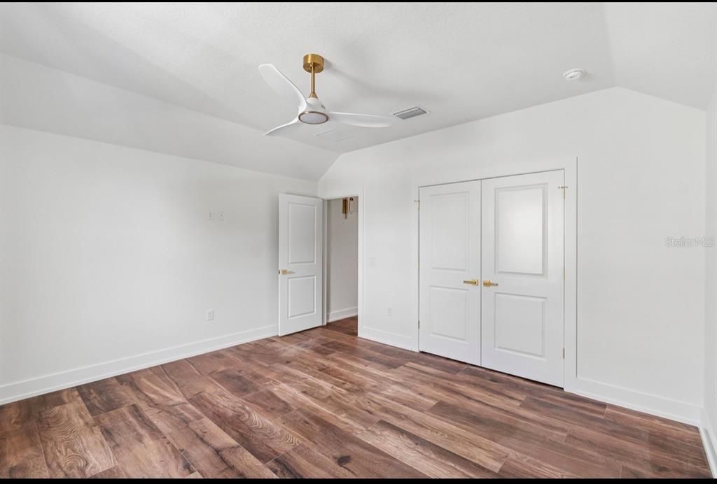 For Sale: $1,249,900 (5 beds, 5 baths, 3688 Square Feet)