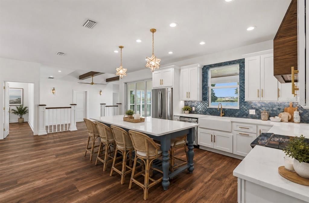 For Sale: $1,249,900 (5 beds, 5 baths, 3688 Square Feet)