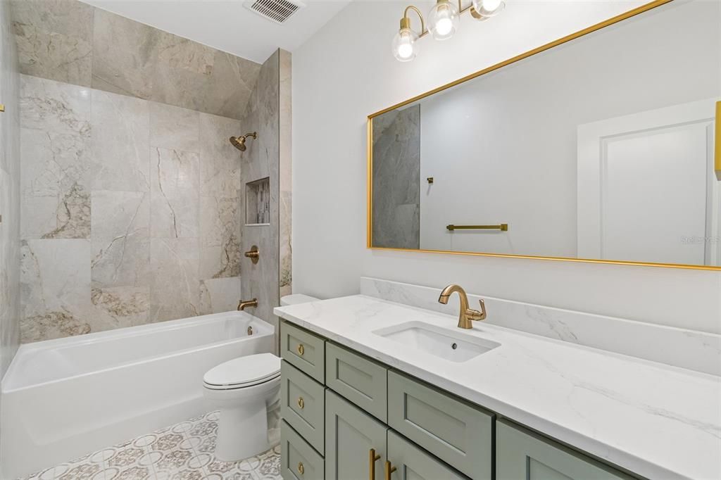 For Sale: $1,249,900 (5 beds, 5 baths, 3688 Square Feet)