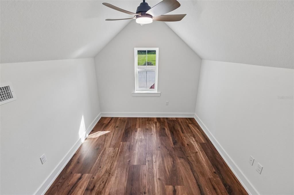 For Sale: $1,249,900 (5 beds, 5 baths, 3688 Square Feet)