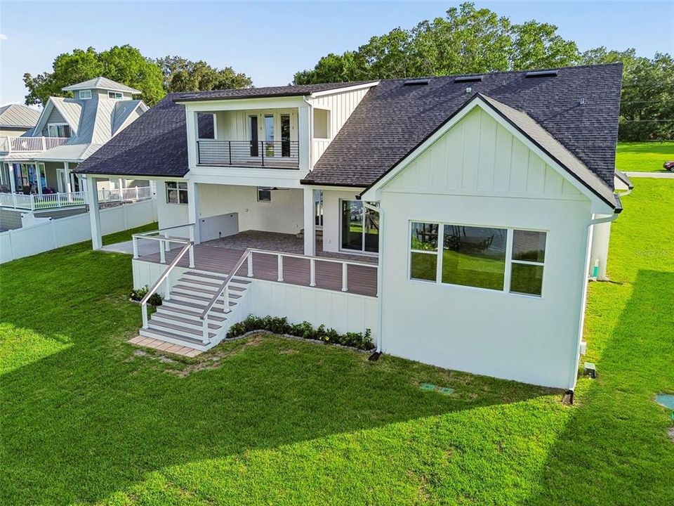 For Sale: $1,249,900 (5 beds, 5 baths, 3688 Square Feet)