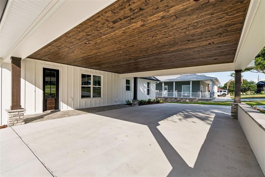 For Sale: $1,249,900 (5 beds, 5 baths, 3688 Square Feet)