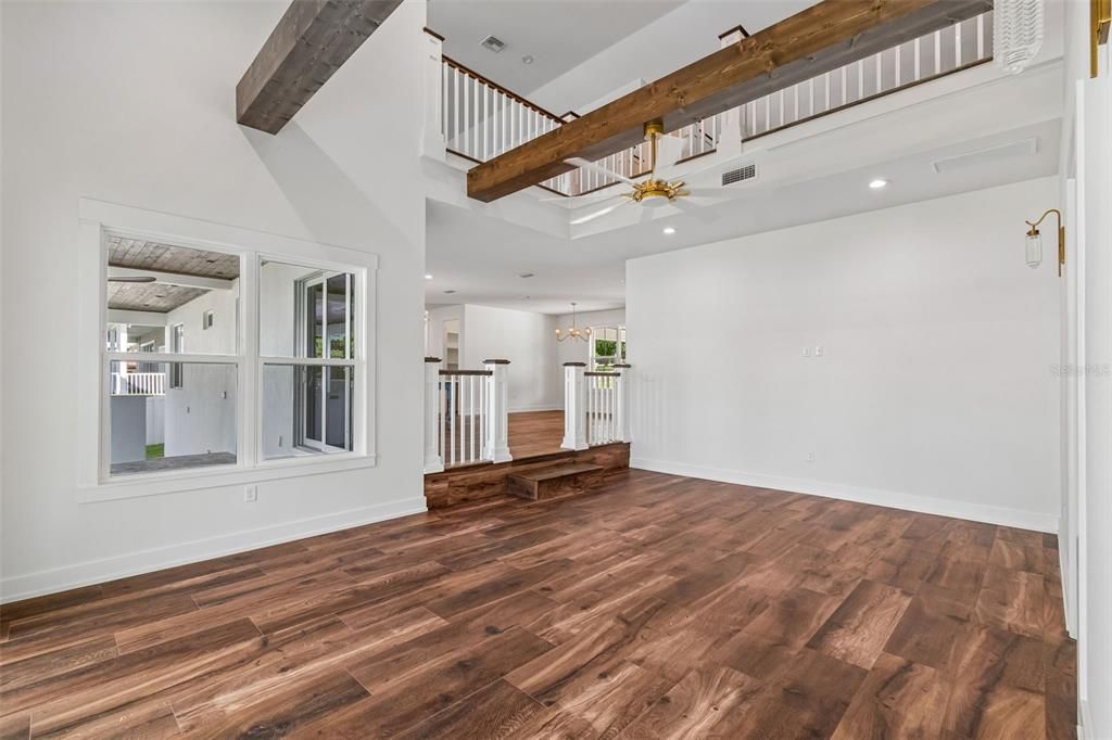 For Sale: $1,249,900 (5 beds, 5 baths, 3688 Square Feet)