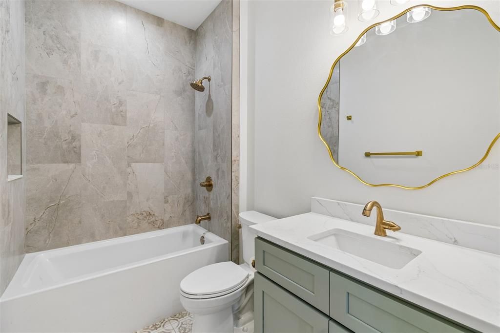 For Sale: $1,249,900 (5 beds, 5 baths, 3688 Square Feet)