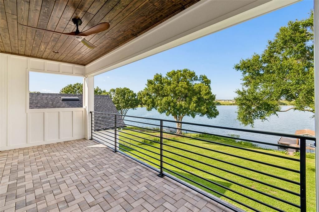 For Sale: $1,249,900 (5 beds, 5 baths, 3688 Square Feet)