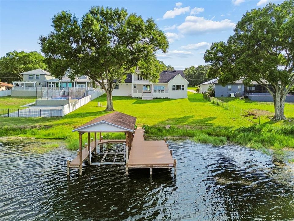 For Sale: $1,249,900 (5 beds, 5 baths, 3688 Square Feet)