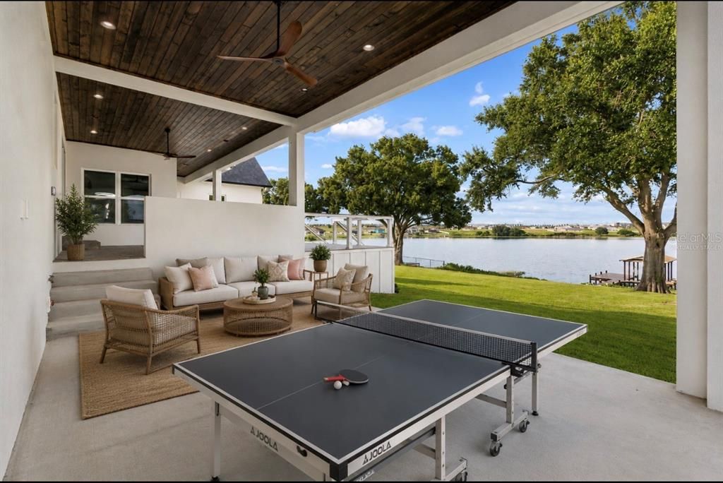 For Sale: $1,249,900 (5 beds, 5 baths, 3688 Square Feet)