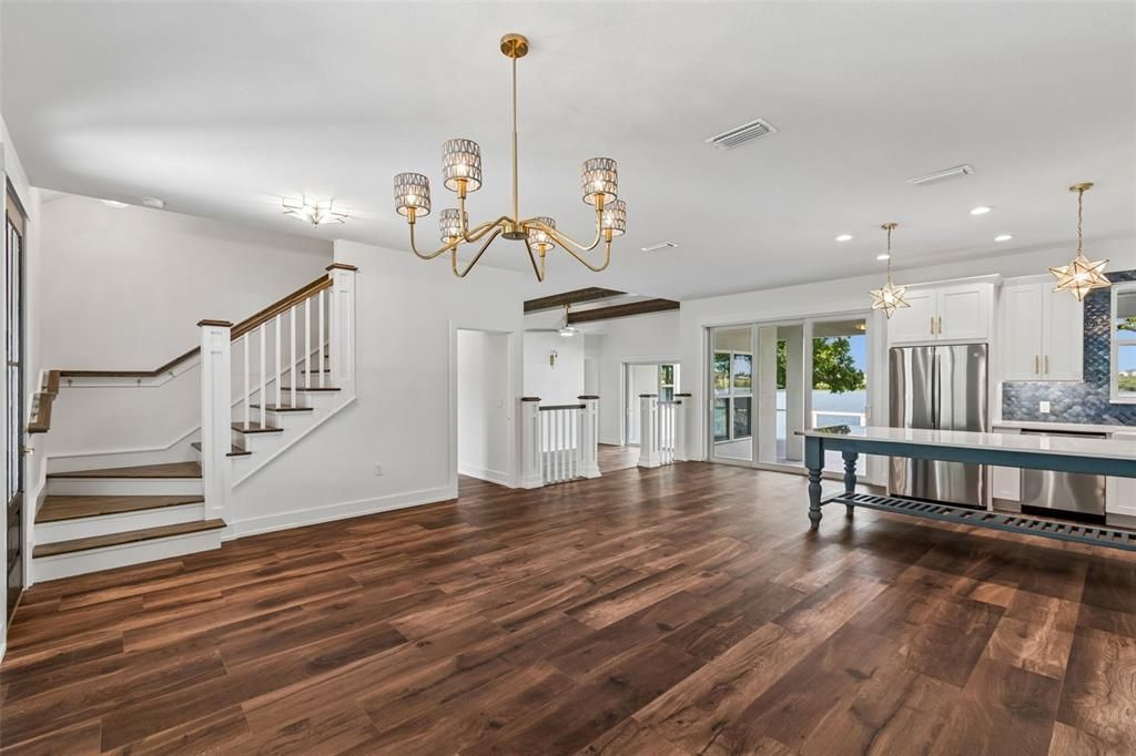 For Sale: $1,249,900 (5 beds, 5 baths, 3688 Square Feet)