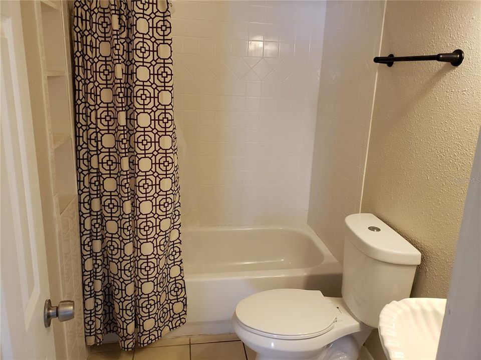 В аренду: $2,295 (4 спален, 3 ванн, 1814 Квадратных фут)