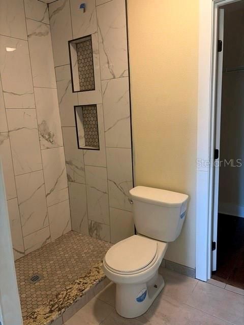En Venta: $255,000 (3 camas, 2 baños, 1050 Pies cuadrados)