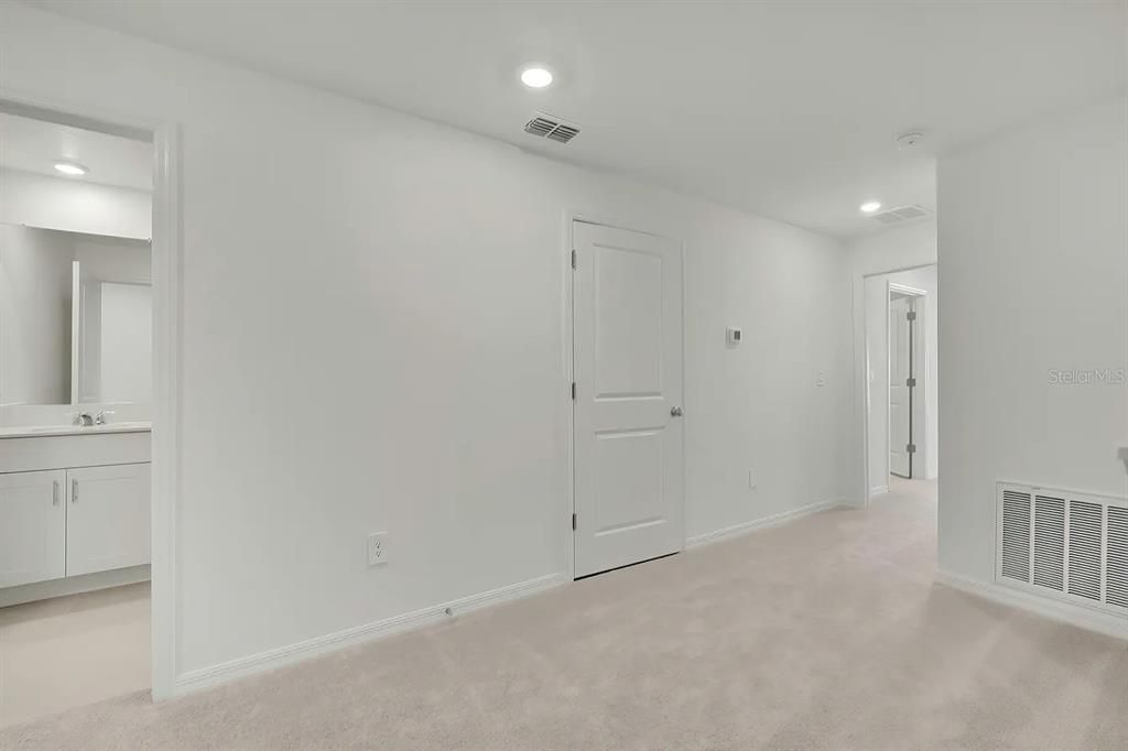 В аренду: $1,950 (3 спален, 2 ванн, 1634 Квадратных фут)