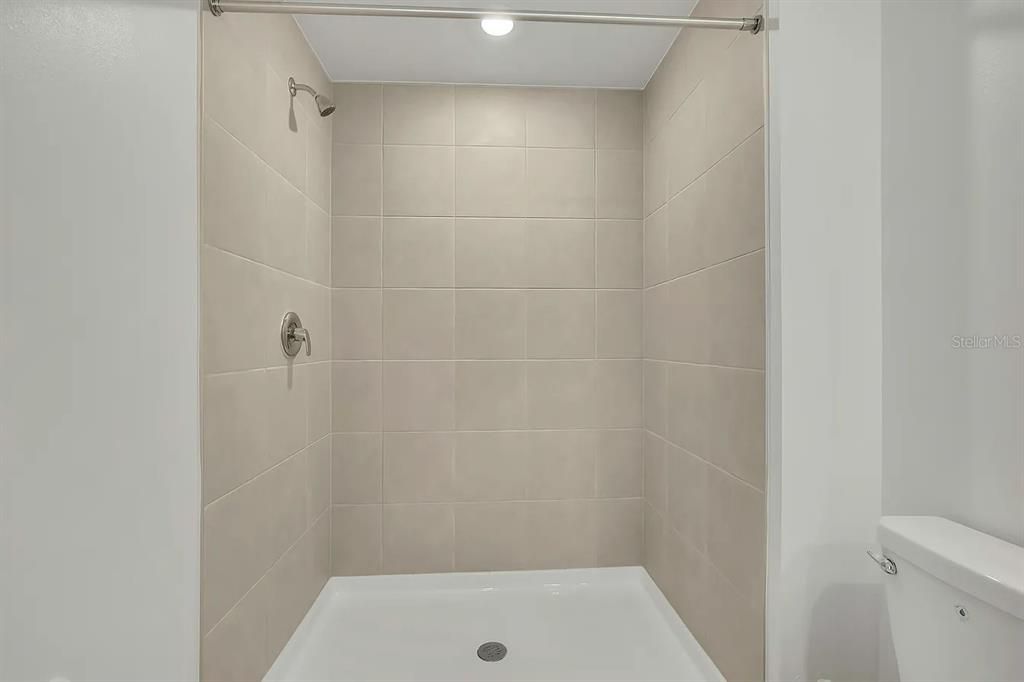 В аренду: $1,950 (3 спален, 2 ванн, 1634 Квадратных фут)