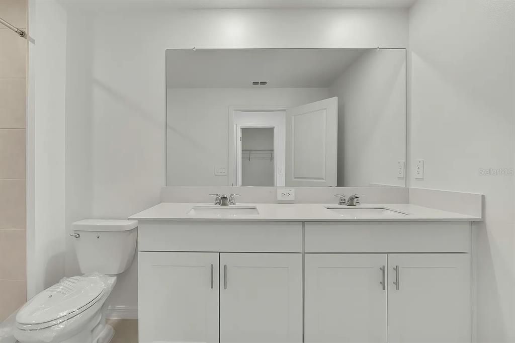 В аренду: $1,950 (3 спален, 2 ванн, 1634 Квадратных фут)