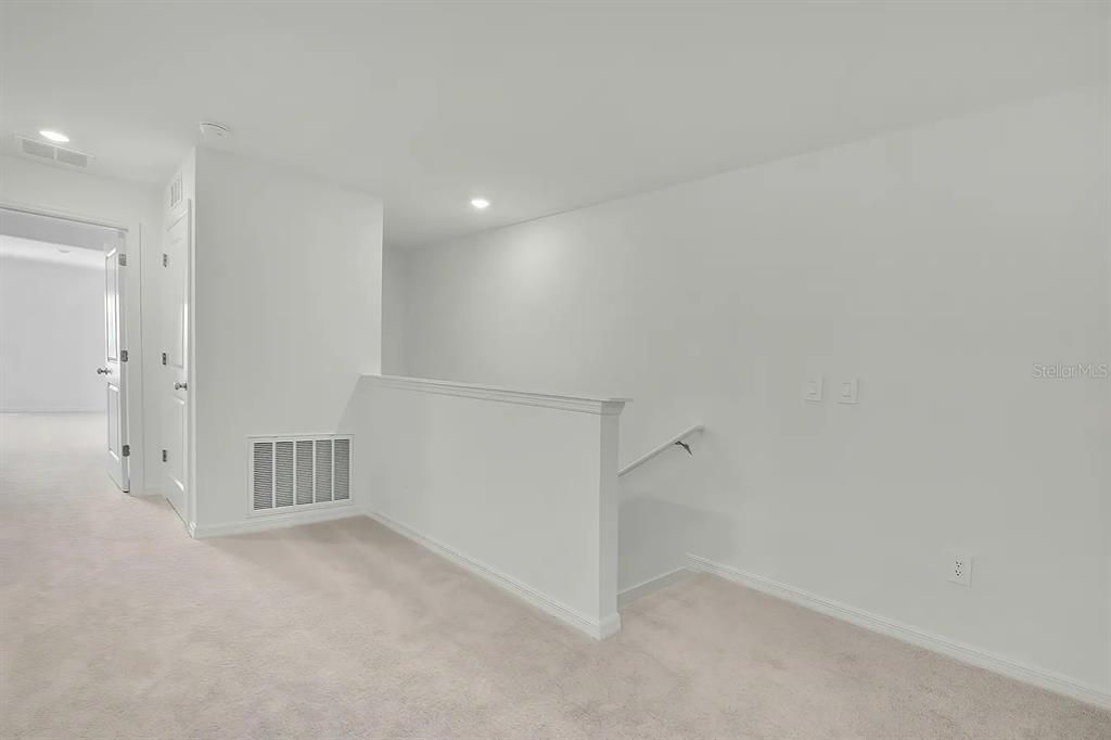 В аренду: $1,950 (3 спален, 2 ванн, 1634 Квадратных фут)