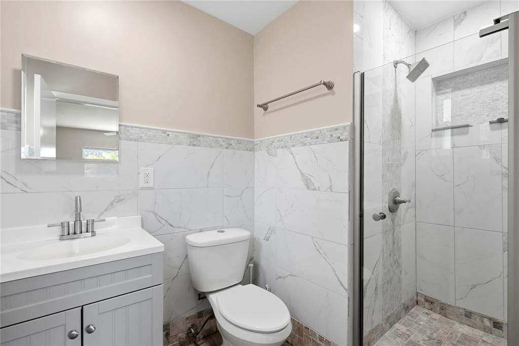 En Venta: $389,500 (3 camas, 2 baños, 1052 Pies cuadrados)