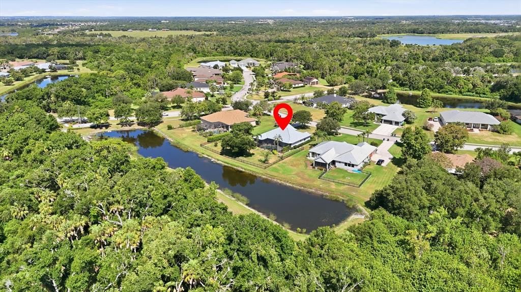 Activo con contrato: $695,000 (3 camas, 2 baños, 2427 Pies cuadrados)