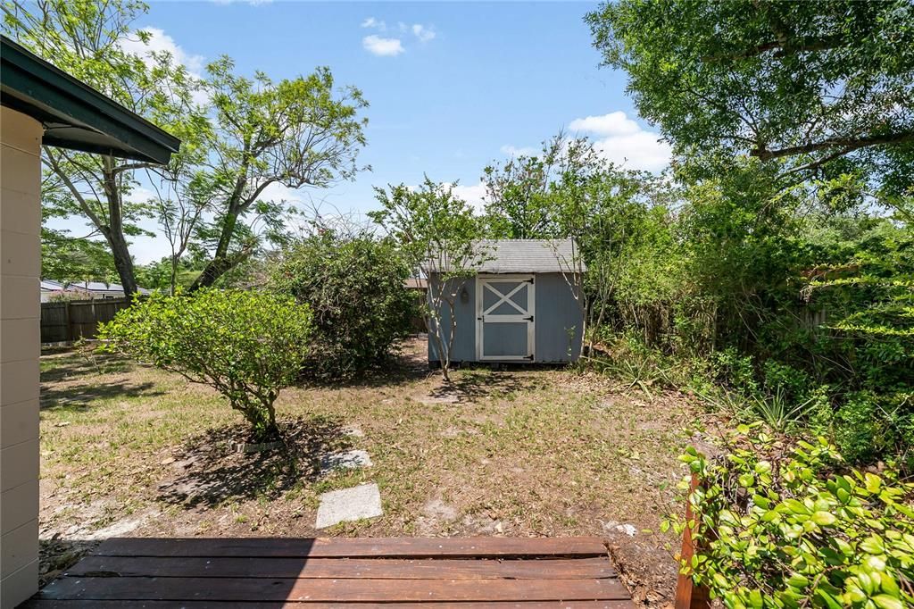 На продажу: $319,000 (4 спален, 1 ванн, 1200 Квадратных фут)