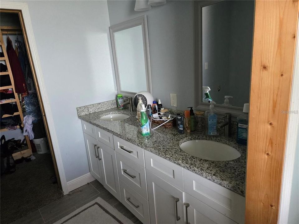 В аренду: $3,500 (5 спален, 4 ванн, 2824 Квадратных фут)