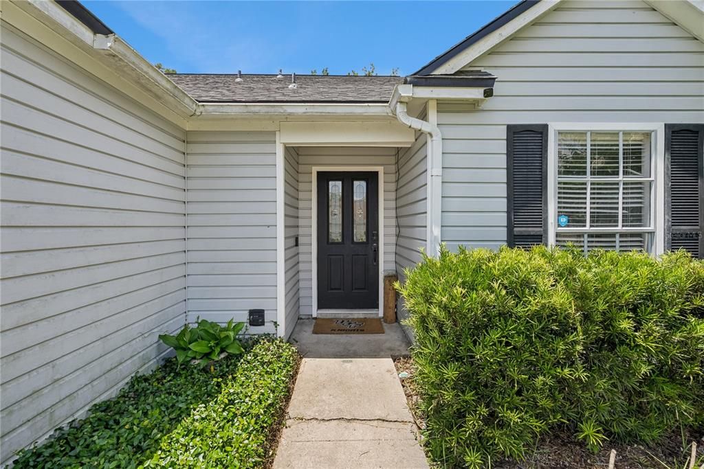 For Sale: $409,000 (3 beds, 2 baths, 1396 Square Feet)