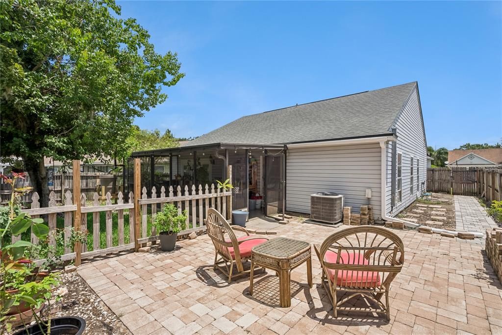 For Sale: $409,000 (3 beds, 2 baths, 1396 Square Feet)